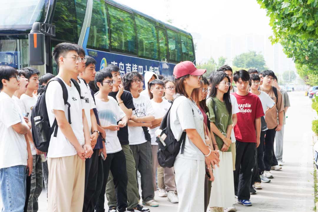中國石油大學（華東）師生走進艾普智能，攜手共促產學研深度融合