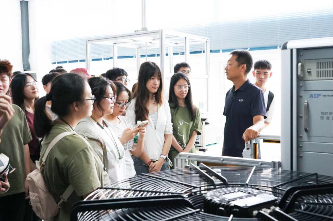 中國石油大學（華東）師生走進艾普智能，攜手共促產學研深度融合